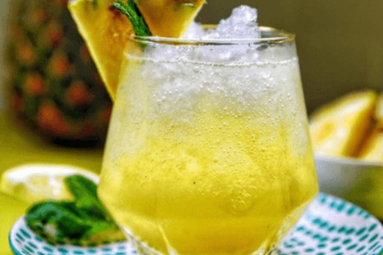 Delicious Pineapple Glow Cooler prepared by COOX