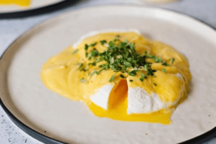 Delicious Poached Eggs prepared by COOX